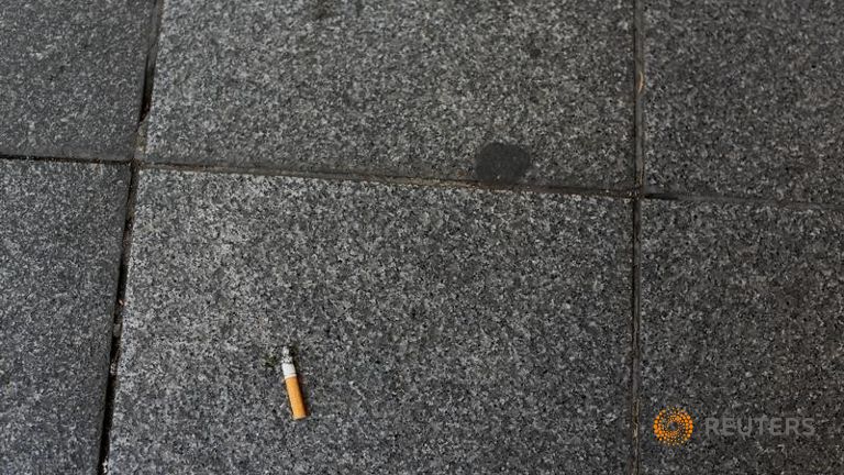 Người hút thuốc có thể phải cố gắng 30 lần mới bỏ được thuốc