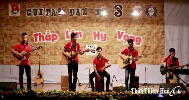 “Guitar  Đam mê”