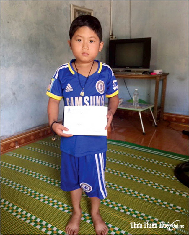 Mẹ con nhà chị Lệ cần giúp đỡ