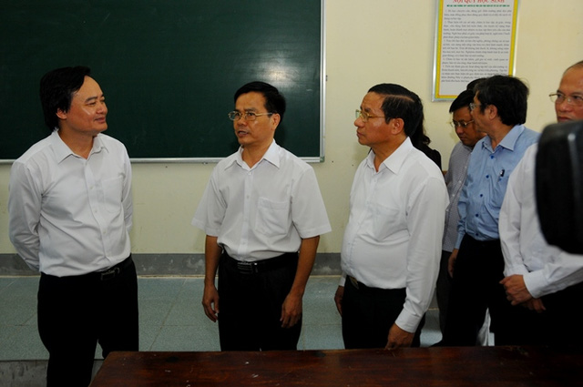 Bộ trưởng Phùng Xuân Nhạ Tất cả các cụm thi đều bình đẳng, nghiêm túc