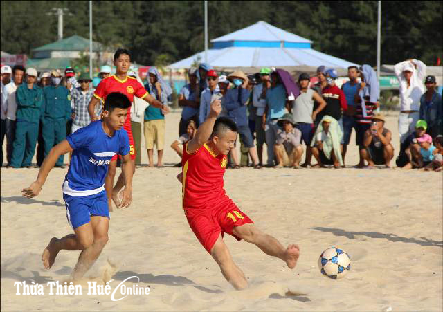 Bóng đá bãi biển  du lịch
