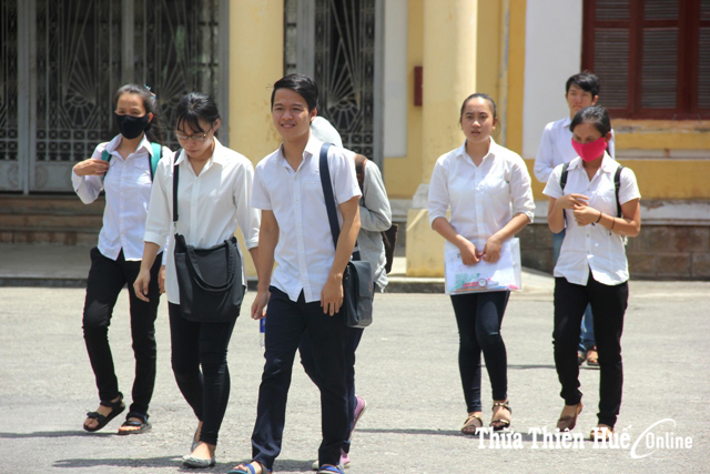 Đề ngữ văn nhiều bất ngờ