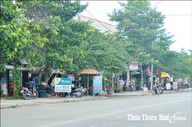 “Điệp khúc” lấn chiếm và tái lấn chiếm