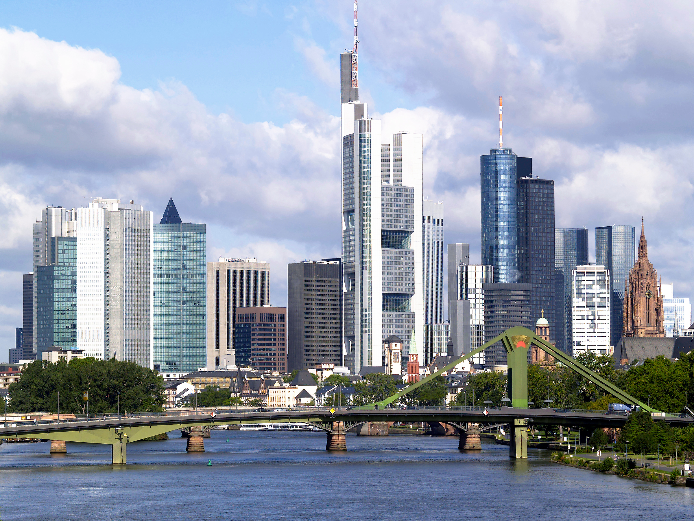 Top 5 thành phố có thể thay thế London trở thành trung tâm tài chính EU