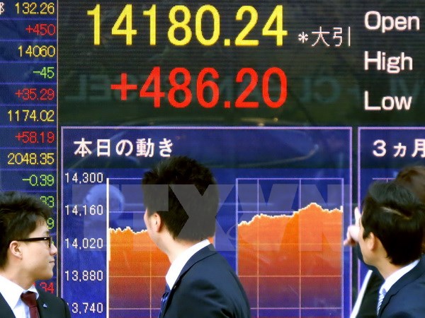 Chứng khoán châu Á chuyển động trái chiều trong phiên đầu tuần