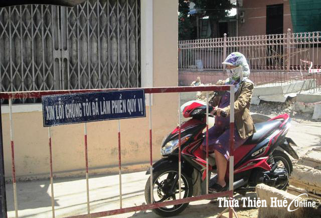 Biển báo  xin lỗi