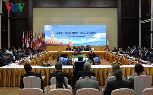 Ấn Độ cam kết dành 1 tỷ USD cho các dự án kết nối ASEAN