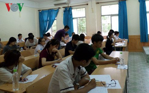 Các trường đại học công bố mức điểm nhận hồ sơ xét tuyển đợt 1