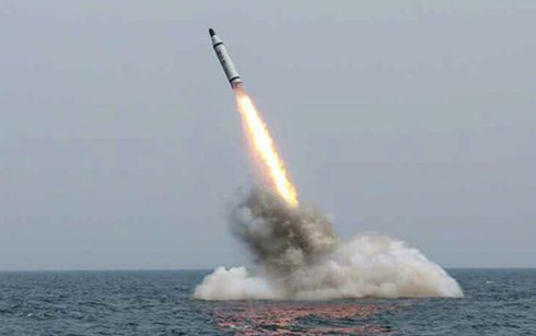 Tên lửa Triều Tiên rơi trong vùng đặc quyền kinh tế của Nhật Bản