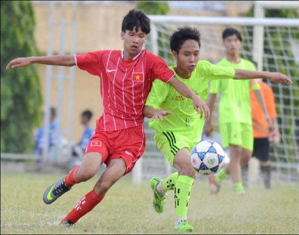 Bóng đá phong trào thiếu tài năng