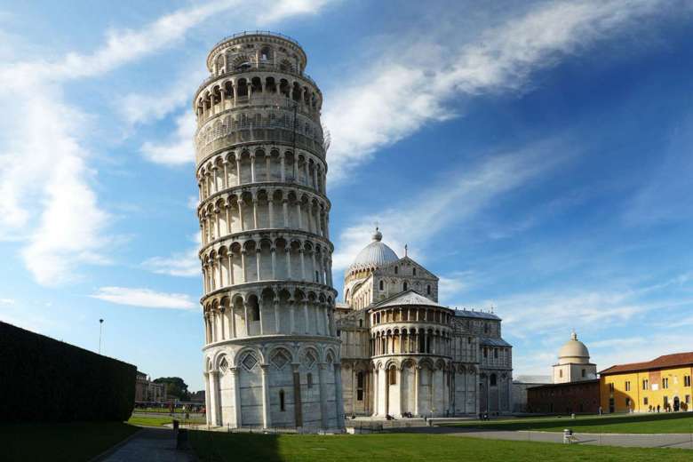 Italy phá âm mưu tấn công tháp nghiêng Pisa