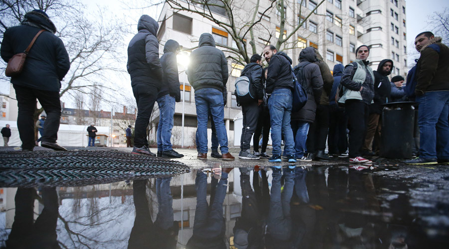 61 người dân thế giới lo ngại khủng bố giả làm người tị nạn