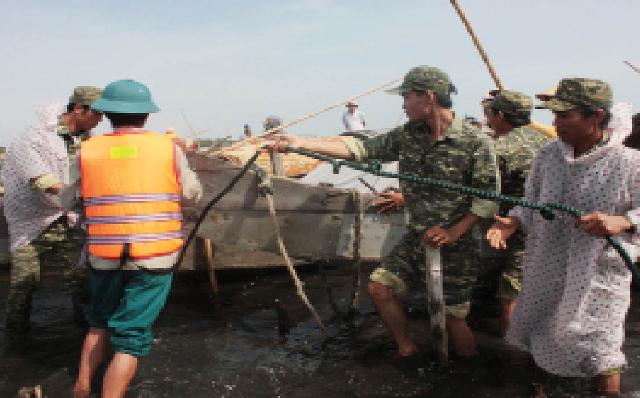 Quân và dân cùng chủ động
