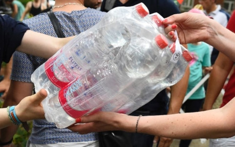 Đức kêu gọi dân chúng tích trữ lương thực phòng nguy cơ khủng bố