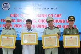 Diễn tập phòng, chống khủng bố tại Bệnh viện Trung ương Huế