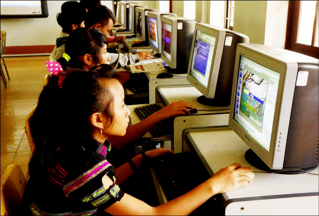 Không để bất cứ học sinh nào bỏ học vì tăng học phí