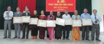Phú Vang, Hương Thủy trao huy hiệu Đảng cho các đảng viên dịp Quốc khánh