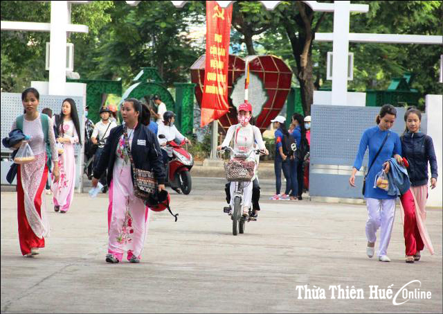 Tân sinh viên làm quen môi trường đại học