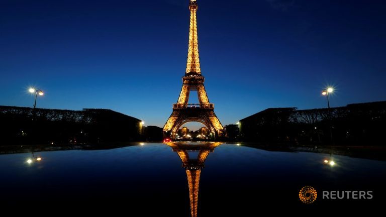 Pháp đầu tư thêm 11 triệu USD để thúc đẩy ngành du lịch