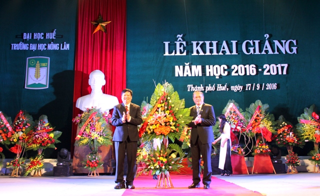 ĐH Nông lâm - ĐH Huế đón hơn 1 700 tân sinh viên nhập học