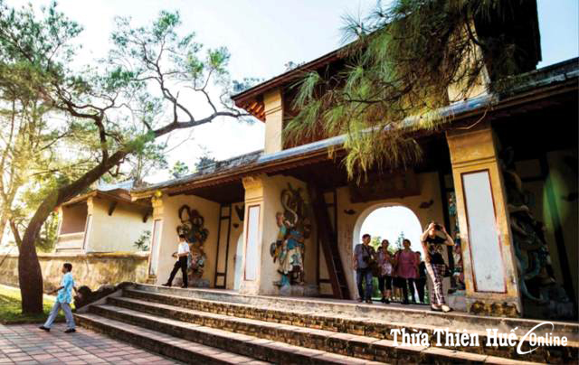 Văn hóa – di sản Thương hiệu “khung” của du lịch Huế