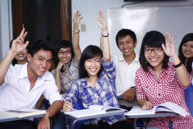 Thí điểm dạy tiếng Nga, tiếng Trung từ lớp 3 Không nên ôm đồm
