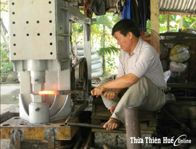 Hỗ trợ nghề rèn truyền thống