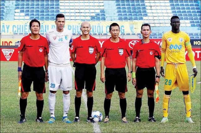 Lê Xuân Vũ với duyên “cầm cờ”