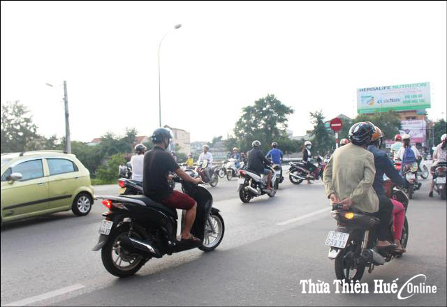Khắc phục các ”điểm đen” giao thông