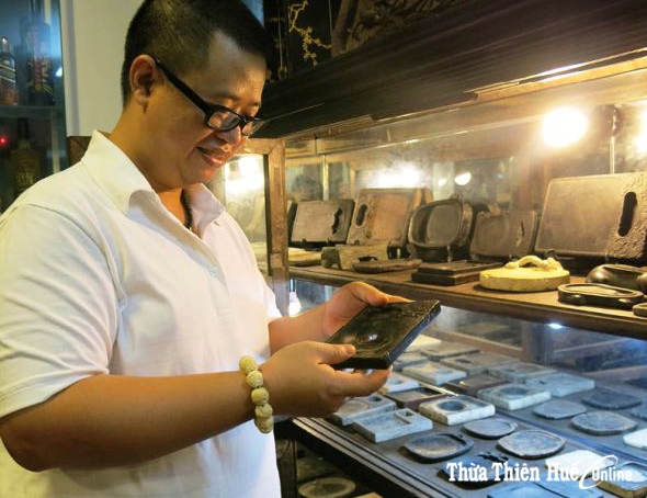 Ngắm bộ sưu tập nghiên mực  kiếm cổ