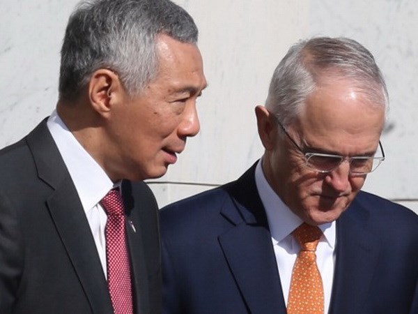 Singapore và Australia kêu gọi Mỹ hiện diện tại châu Á, phê chuẩn TPP
