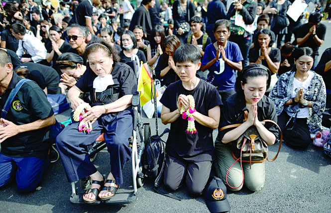 Du lịch Thái Lan thời quốc tang