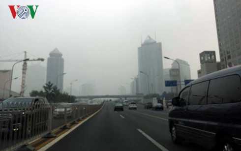 Nhiều nơi ở Trung Quốc chìm trong ô nhiễm không khí nghiêm trọng
