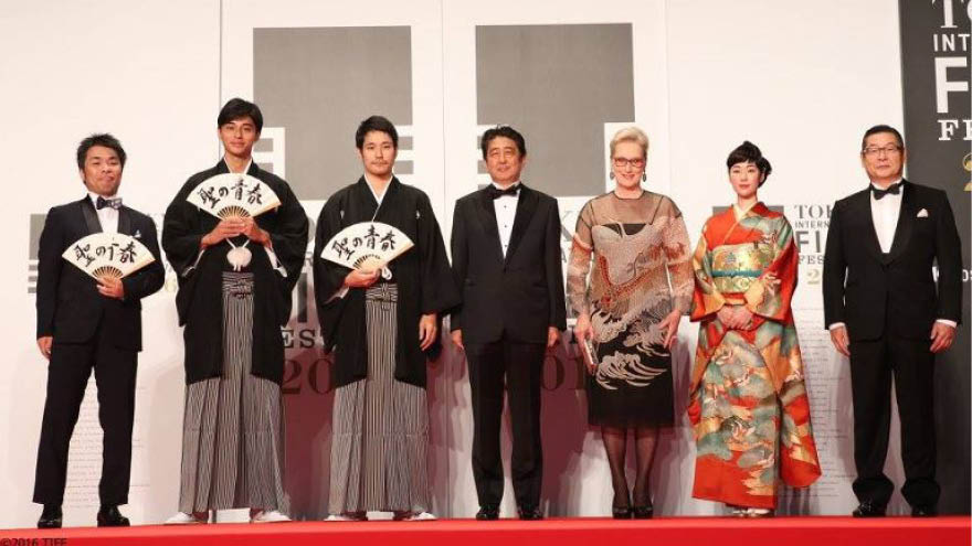 Thủ tướng Nhật tham dự Liên hoan phim Quốc tế Tokyo 2016