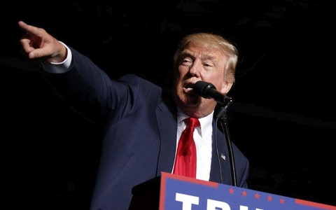 Giáo sư Mỹ dự đoán Trump đánh bại Clinton để trở thành Tổng thống