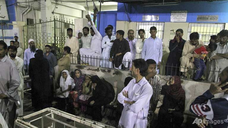 IS nhận trách nhiệm vụ tấn công kinh hoàng tại Pakistan