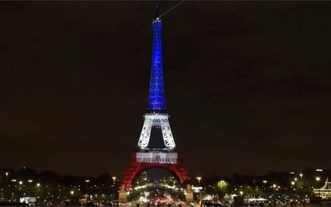 Một năm sau loạt vụ khủng bố ở Paris Các cuộc điều tra vẫn tiếp diễn