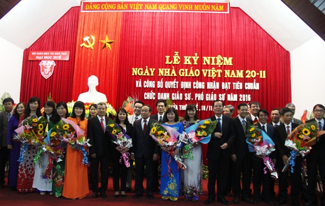 Đại học Huế có thêm 21 giáo sư, phó giáo sư