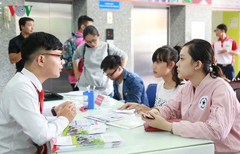 Rút ngắn thời gian đào tạo ĐH Sắp xếp lại chương trình như thế nào