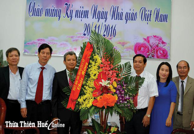 Nhiều hoạt động chào mừng ngày Nhà giáo Việt Nam 20 11