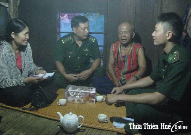 Có bộ đội Tuấn, dân làng yên cái bụng