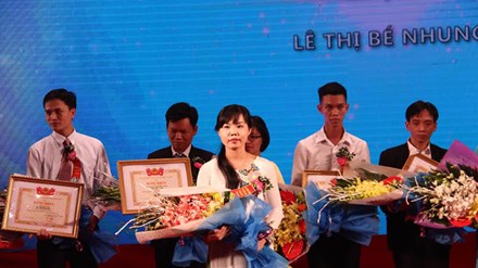 Gỡ chuyện thầm kín cho học sinh