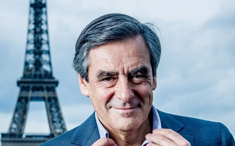 Bầu cử Tổng thống Pháp vừa khởi động đã có bất ngờ