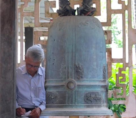 Chùa làng kể chuyện