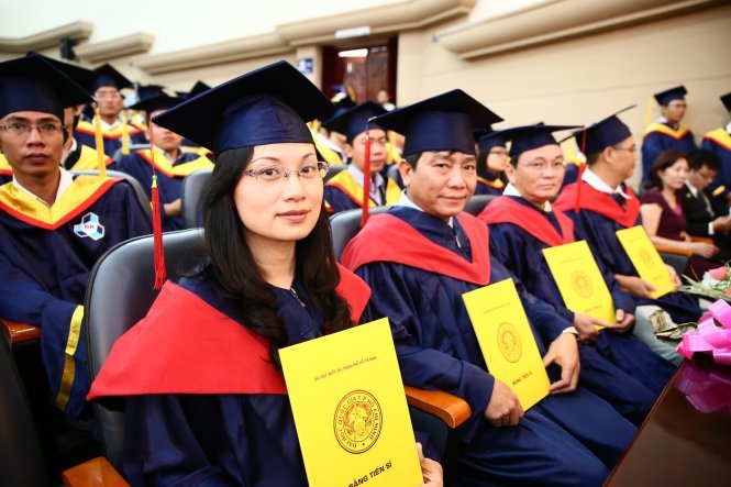 Quá khó đăng bài trên báo quốc tế, vì sao