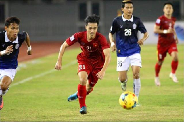 Giấu bài hay tận sức