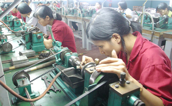 Việt Nam sẽ hưởng lợi từ việc Trung Quốc tăng chuỗi giá trị nhanh