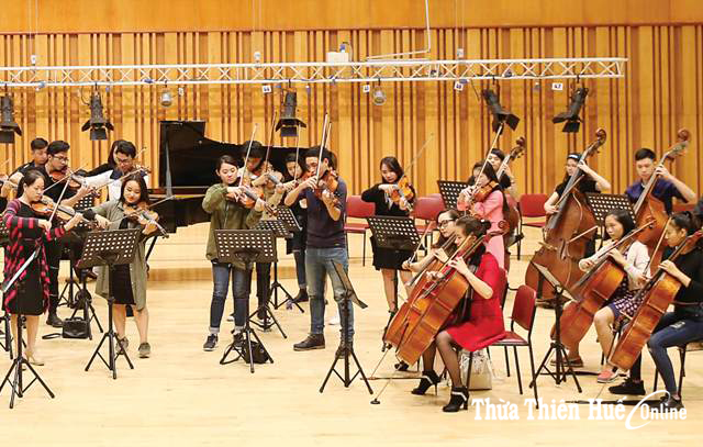 Đã thấy “Mùa đông xứ Huế” trên đất Thăng Long