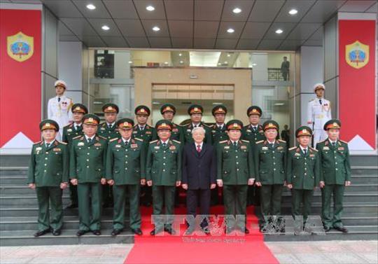 “Lo giữ nước từ khi nước chưa nguy”