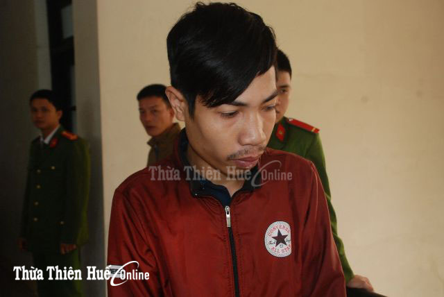 Bắt nghi phạm chuyên đột nhập công sở ở Nam Đông